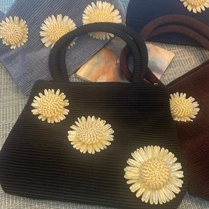 #99 So Cute Sunflower Hand Bag